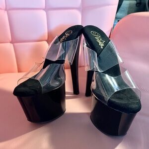 Pleaser 7" Sky #302- Black with Clear Double Strap Slides- Size 9
